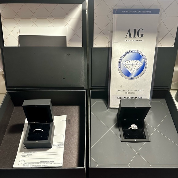 2.4 CT Center Diamond 14k White Gold Engagement Ring and Wedding Band Set - Picture 7 of 14